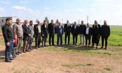 Ceylanpınar Kaymakamı Çakal Muratlı Ve Dikili Mahallelerini Ziyaret Etti