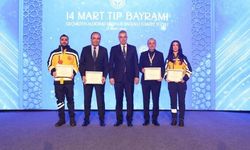 Dr. İsmail Aydoğdu, Şanlıurfa Yılın Doktoru Ödülü’ne layık görüldü.