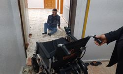 Şanlıurfa’da Engelli Gence Polis Memurundan Anlamlı Destek!