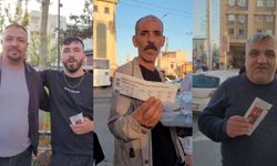 Şanlıurfaspor Maçı Öncesi taraftarlar vatandaşlara bilet dağıttı