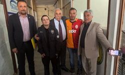 Dr. Ahmet Eşref Fakıbaba’dan Şanlıurfa’da Dernek Ziyareti