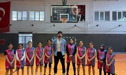 Şanlıurfa’yı Temsil Eden Eyyüp Göncü Ortaokulu Türkiye Yarı Finalleri’nde