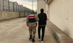 Şanlıurfa’da Kasten Yaralama Suçundan Aranan Şahıs Yakalanarak Tutuklandı