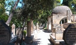 Şanlıurfa’nın Tarihi Mezar Taşları TÜBİTAK Projesiyle Kayıt Altına Alınıyor