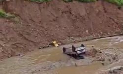 Şanlıurfa’da Otomobil Dereye Düştü