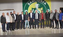 İş İnsanı Ali Yasak’tan Şanlıurfaspor’a Prim Desteği ve Moral Ziyareti