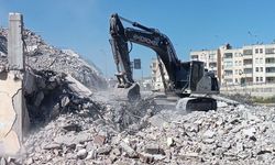 Şanlıurfa’da Okul Yanındaki Yıkım Panik Yarattı!