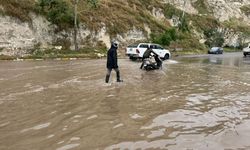 Yükselen Fırat Nehri tehlike çanları çaldırdı