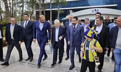 Aziz Yıldırım Şanlıurfa'ya geldi