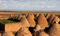 Turistlerin Şanlıurfa'daki yeni rotası belli oldu: İğne atsan yere düşmez!