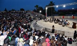 Harran Üniversitesi’nde Ünlü İsimlere Yoğun İlgi