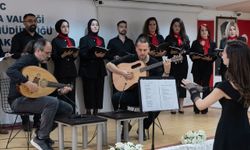 Şanlıurfa’da hemşirelerden oluşan koro büyük ilgi gördü