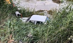 Birecik’te Kontrolden Çıkan Araç Gölete Uçtu