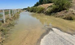 Şanlıurfa’da Mahalle Yolu Sular Altında Kaldı