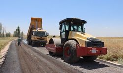 Şanlıurfa’da 18 Kilometrelik Grup Yolunda Beton Yol Hamlesi