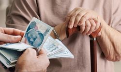 2026 En Düşük Emekli Maaşı Ne Kadar Olacak? İşte Masadaki 3 Farklı Zam Oranı ve Net Rakamlar!