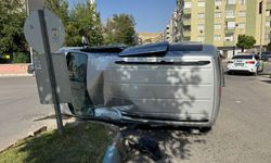 Birecik'te iki araç çarpıştı: 2 Yaralı
