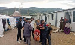 Mevsimlik işçilere Birecik’te jandarmadan huzur ve güvenlik denetimi