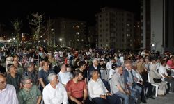 Şanlıurfa Karaköprü'de Halk Buluşmasına Yoğun İlgi! Başkan Çiftçi Soruları Yanıtladı