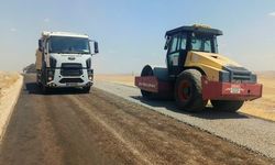 Şanlıurfa'da Kırsal Mahallelerin Yol Sorunu Çözülüyor! 4,5 Kilometrelik Yol Asfaltlandı