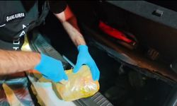 Şanlıurfa'da Narkotik Operasyonu: 7 Kilo 550 Gram Skunk Ele Geçirildi, 2 Kamu Görevlisi Tutuklandı