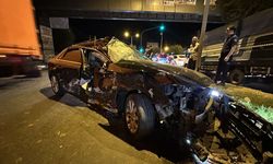 Şanlıurfa'da TIR otomobili biçti!