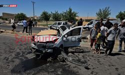 Şanlıurfa’da otomobil TIR’ın altına girdi sürücü ağır yaralandı
