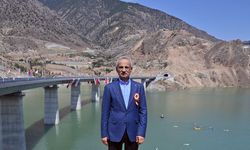 Bakan Uraloğlu, Türkiye'de yapılan köprülerin uzunluğunu "Ankara ile Şanlıurfa kadar" diyerek kıyasladı!