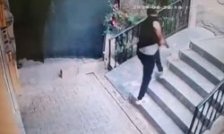 Şanlıurfa'da Çocuk Kavgası Büyüdü! Anne Ve Oğluna Silah Çekti