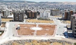 Karaköprü'de İki Yeni Parkın Yapımı Tüm Hızıyla Sürüyor