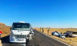 Şanlıurfa'da otomobil ile çekicinin kafa kafaya daldı: 3 yaralı!