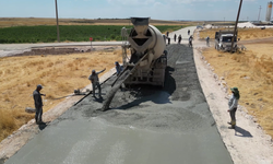 Şanlıurfa’da 17 Kilometrelik Grup Yolu Beton Yola Kavuşturuldu