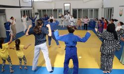 Tatili Böyle Değerlendiriyorlar! Şanlıurfa’da Kız Çocuklarından Judo Eğitimi