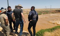 Şanlıurfa’da Dereye uçan otomobilin sürücüsü Suriye’de aranıyor!