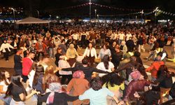 Şanlıurfa’dan Amasya’ya Kültür Köprüsü! Urfa Ezgileri Meydanı Coşturdu