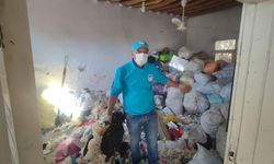 Şanlıurfa'da mahalleliler daha fazla dayanamadı: "Çöpün içinden ev çıktı!"