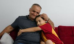 35 Yıllık Bağımlılığa Torun Darbesi: “Dede, Çok Pis Kokuyorsun”
