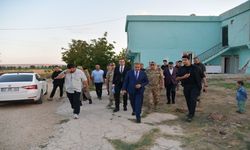 Şanlıurfa'da deprem sonra Vali Hasan Şıldak'tan, Pınarbaşı ve Büyük Akziyaret mahallelerinde inceleme