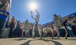 TEKNOFEST Güneydoğu'nun son gününde robotlar zyaretçilere unutulmaz anlar yaşattı