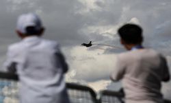 SOLOTÜRK ve T-129 ATAK müthiş akrobasik hareketleriyle Şanlıurfa semalarında