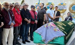 Türk tiyatrosunun usta ismi Necla Uygur son yolculuğuna uğurlandı