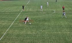 Karaköprü Belediyespor-Bitlisspor Maçında İlk Yarı Golsüz Geçildi!