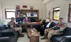 Şanlıurfa Jandarmasından Muhtar Şükran İmrak’a Muhtarlar Günü Ziyareti