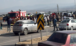 MHP’li Vekil Zuhal Karakoç Trafik Kazası Geçirdi! Konvoyda Can Kaybı