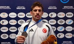 Milli güreşçi dünya şampiyonu oldu