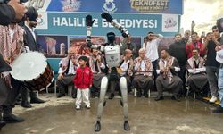 Robotlar Halay Çekti, TEKNOFEST Alanı Renklendi! İşte O Görüntüler
