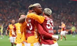 Galatasaray-Fenerbahçe Derbisinde İlk Yarı Bitti! Osimhen’den İki Gol