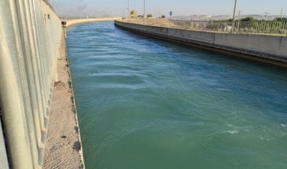 Şanlıurfa’da sulama kanalına düşen düşene