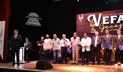 ŞURKAV’dan Anlamlı Gece: Yaşayan Urfalı Sanatçılara Vefa