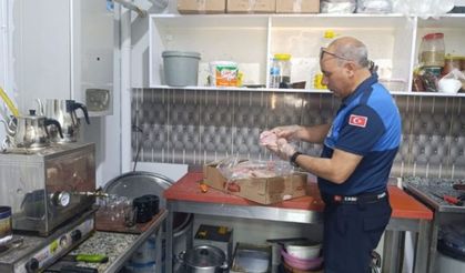 Şanlıurfa Karaköprü’de Zabıta Ekiplerinden Hijyen ve Sağlık Denetimi